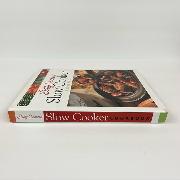 Betty Crocker 1999 Slow Cooker Recipe Book Hardback Spiral Cookbook - Picture 3 of 16
